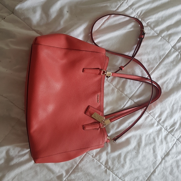 {**💕HOST PICK💕**} COACH Sappiano Satchel with cross body strap - Picture 2 of 8